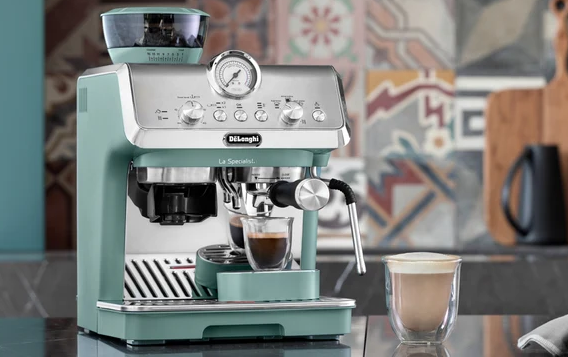 image of the DeLonghi La Specialista Arte Manual Coffee Machine Green