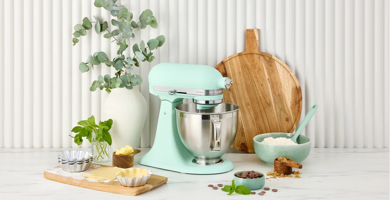 KitchenAid Artisan Tilt-Head Stand Mixer Spearmint image