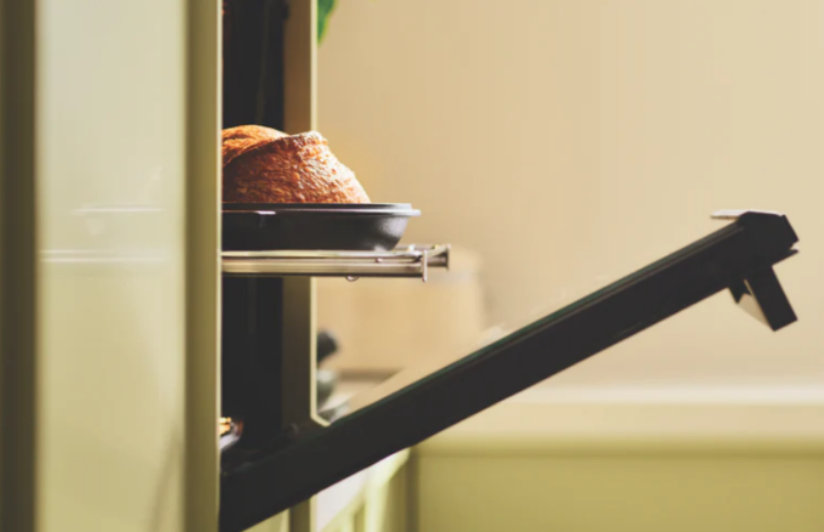 haier 600 Series built in oven with 16 function oven