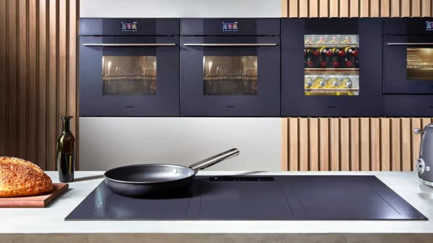 Image of kitchen fitted with Smeg ovens and cooktop