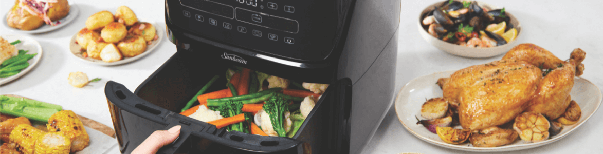 Sunbeam Air Fryer lifestyle image