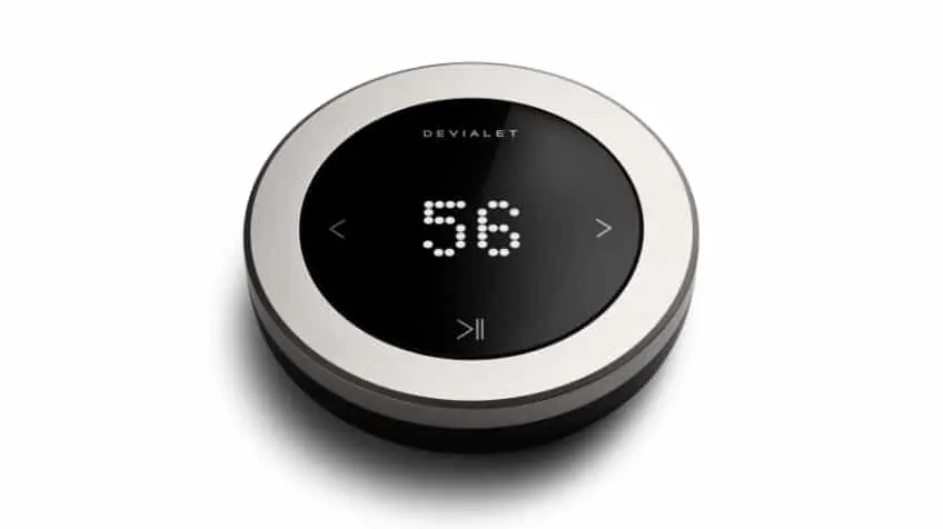 Devialet Audio Accessories Product shot of the Devialet PHANTOM remote in black