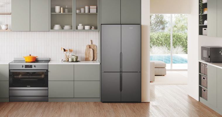 image of the Westinghouse 564L Quad Door Refrigerator