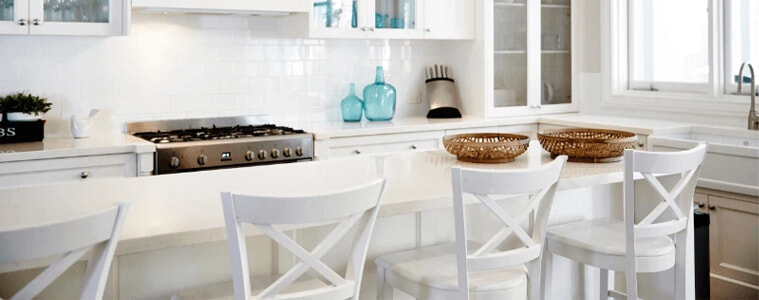 A white modern Hamptons style kitchen