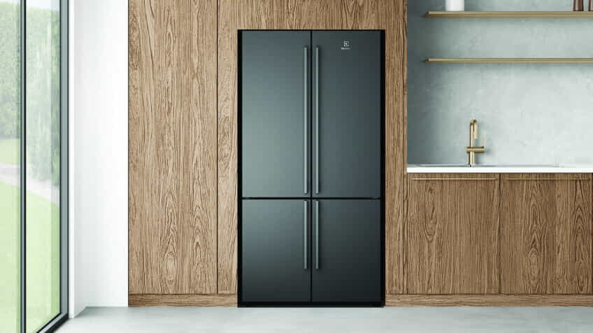 Westignhouse black fridge in kitchen
