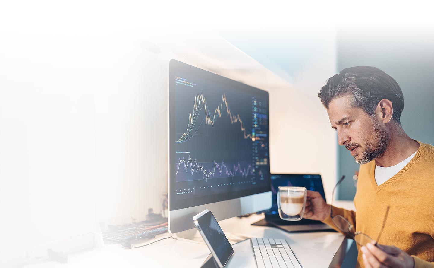 Entender y aprovechar la volatilidad en mercados financieros. 