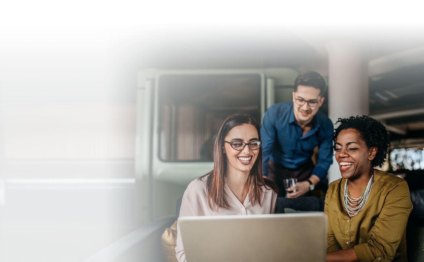 En la era de la IA, potenciar las capacidades personales de tu equipo hace la diferencia
