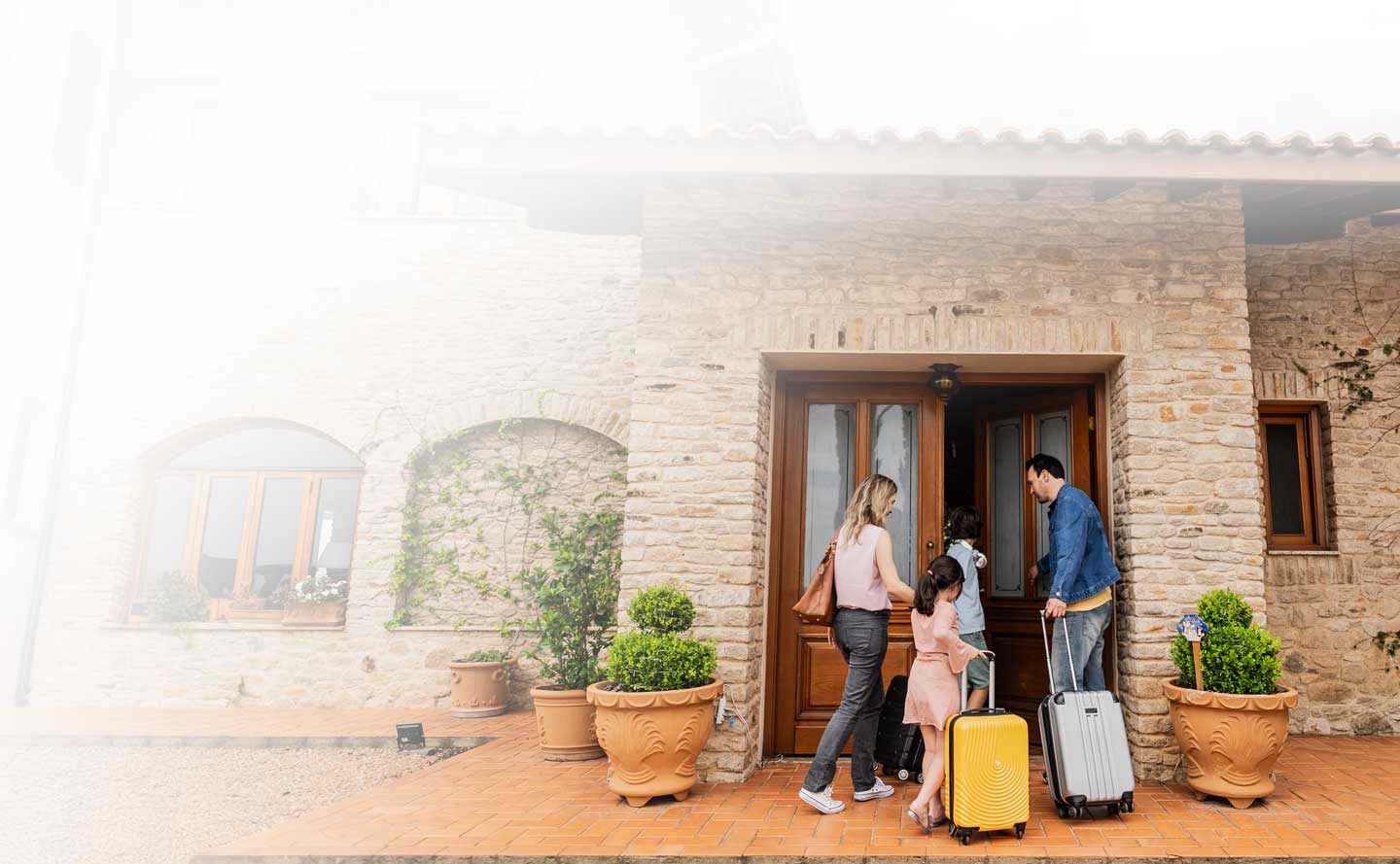 Guía para invertir en renta corta: qué tan rentable es Airbnb en Colombia