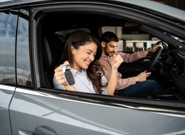 Catálogo de carros y motos a la venta nuevos y usados