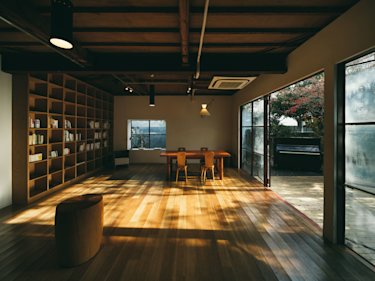 坂本ヤエカ
