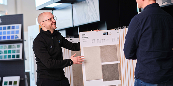 Vi hjälper din privatkund-hero mobil 