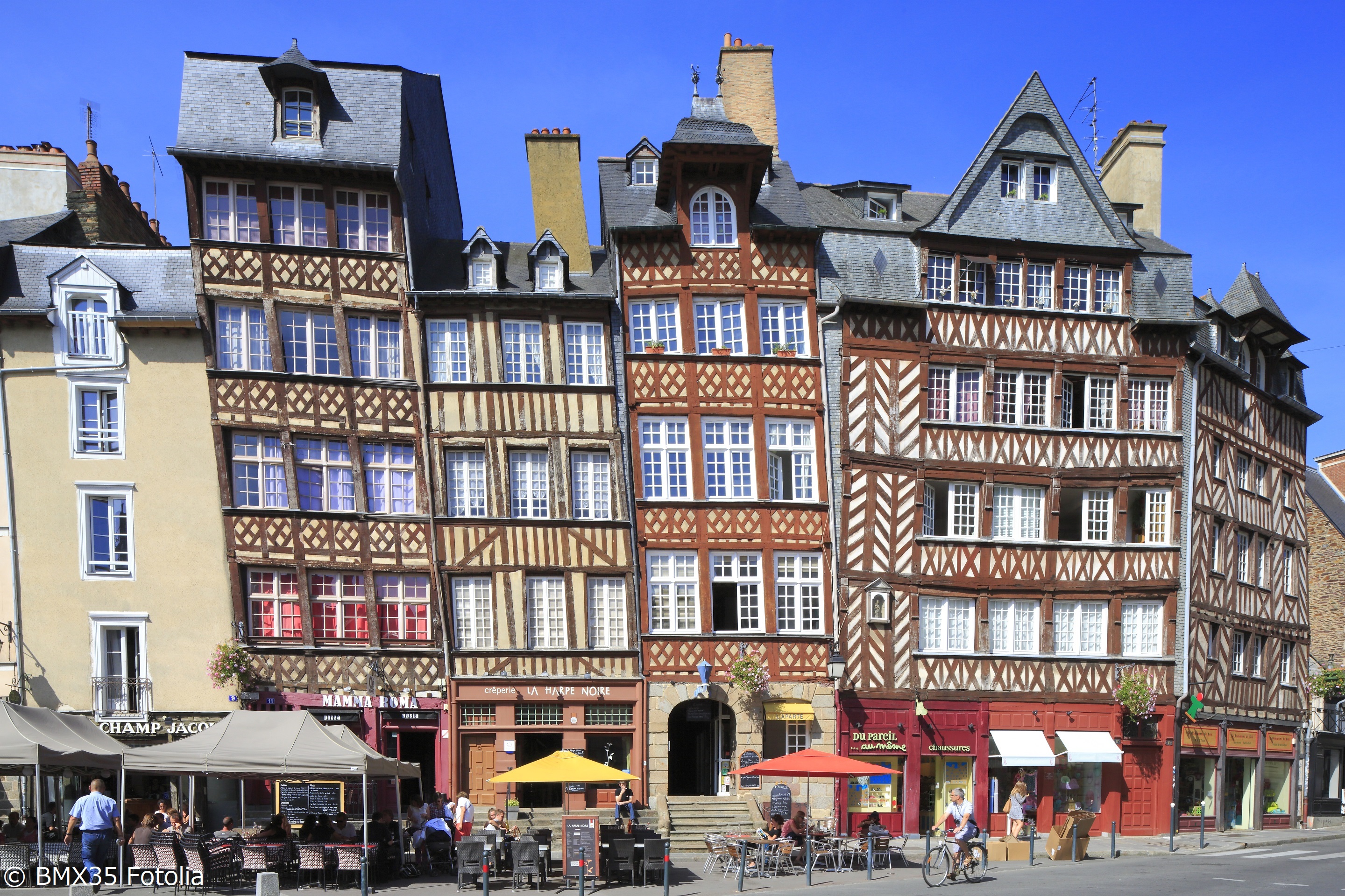Place du Champ Jacquet © BMX35 Fotolia
