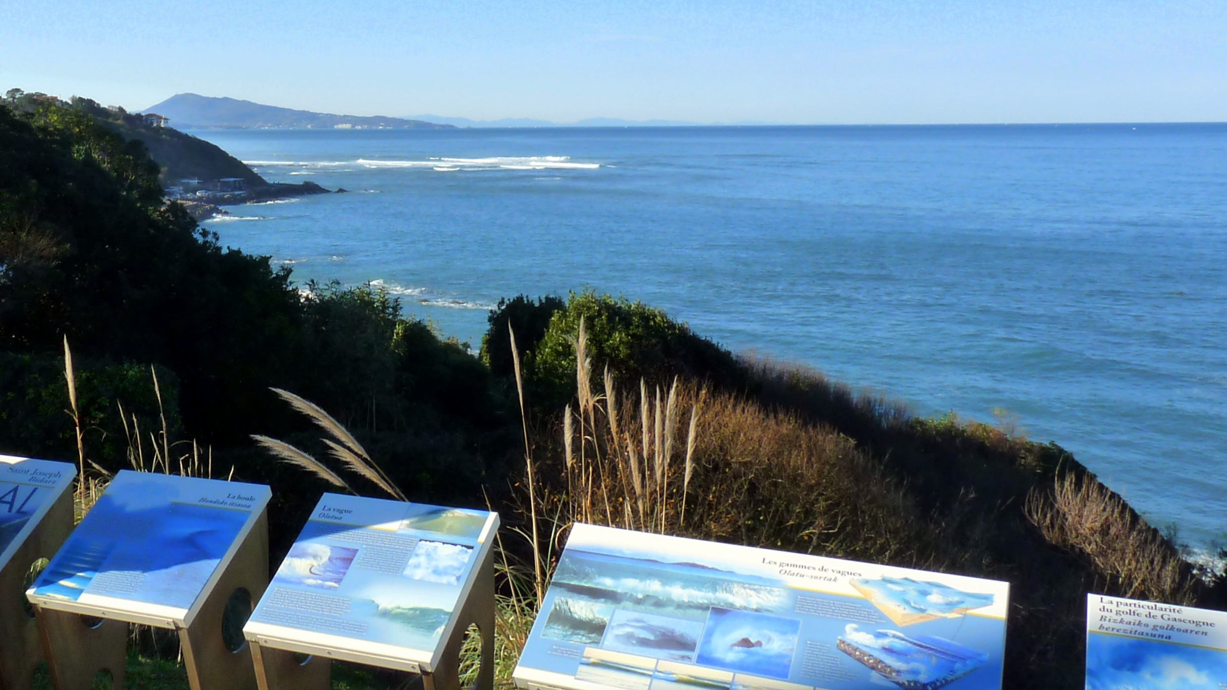Le point de vue depuis la chapelle Saint-Joseph, à Bidart, au Pays basque.