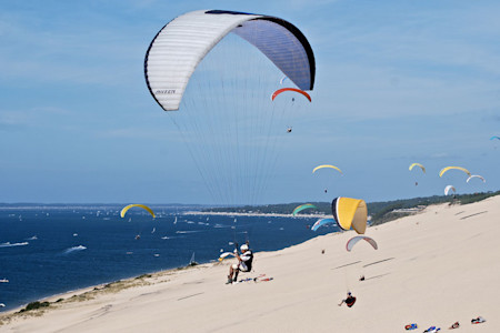 article absente 675