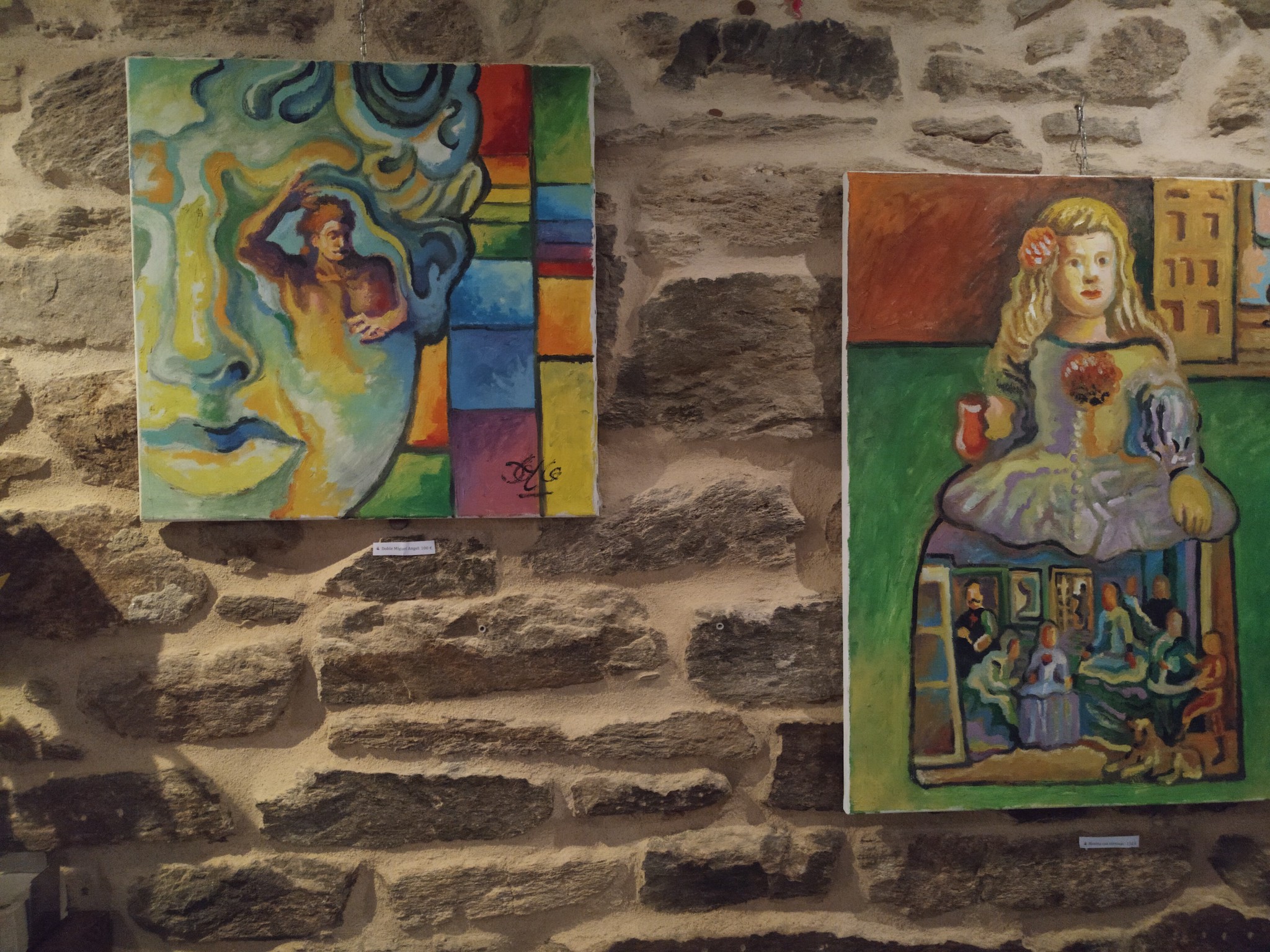 Dos cuadros del artista Xolo, expuestos en Santiago