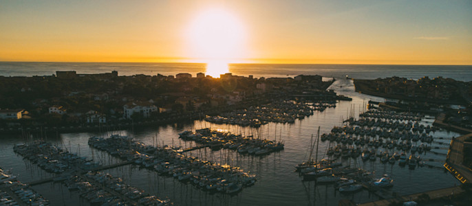 Coucher de soleil sur le port de Capbreton©Sébastien Chebassier-800