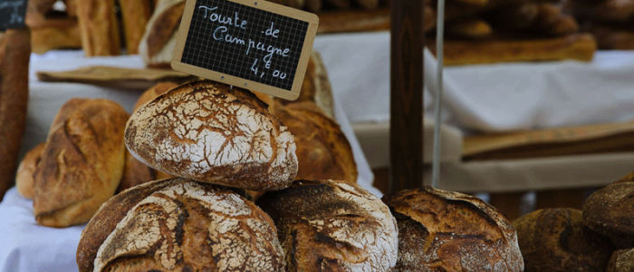 Bread in the market of Sarlat-la-Canéda