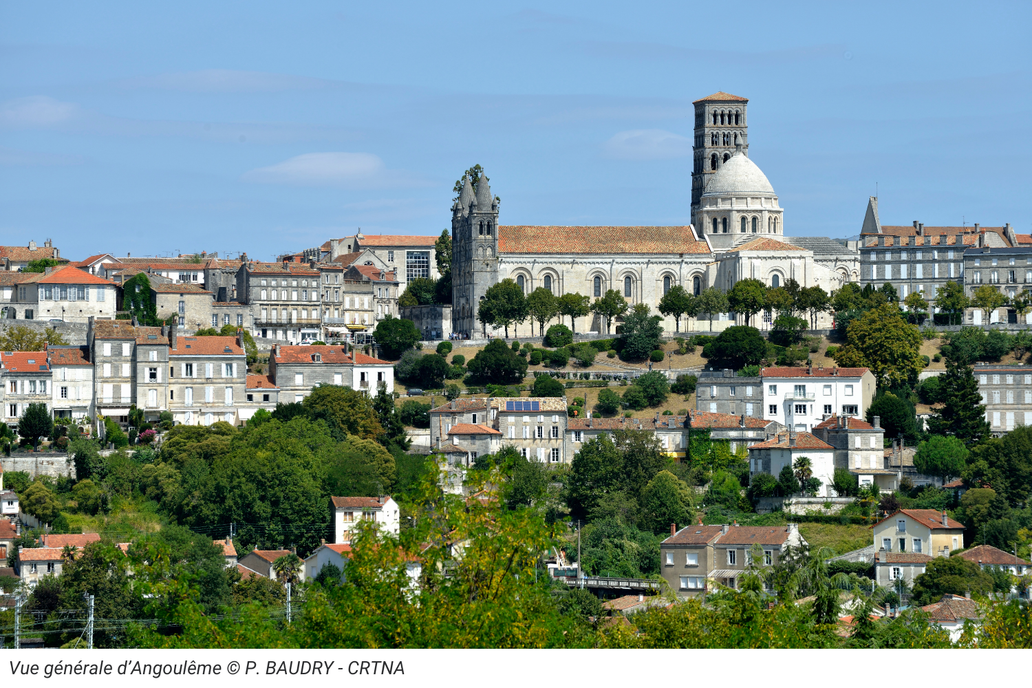 Vue générale d’Angoulême © P. BAUDRY - CRTNA