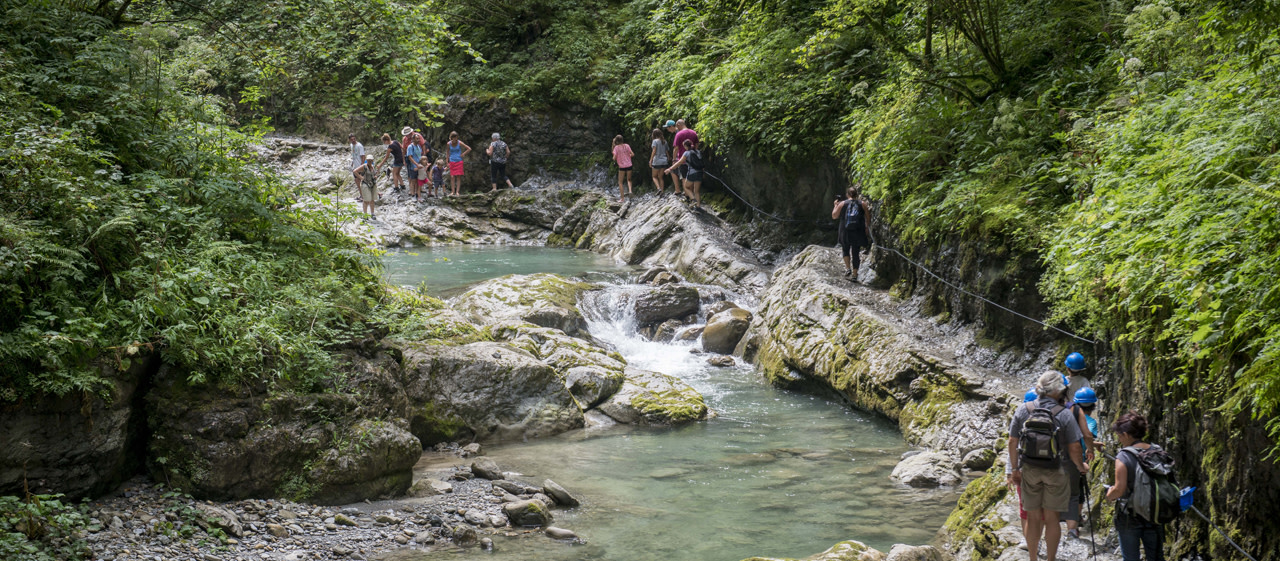 Balade pédestre dans les gorges de Kakuetta au Pays-Basque