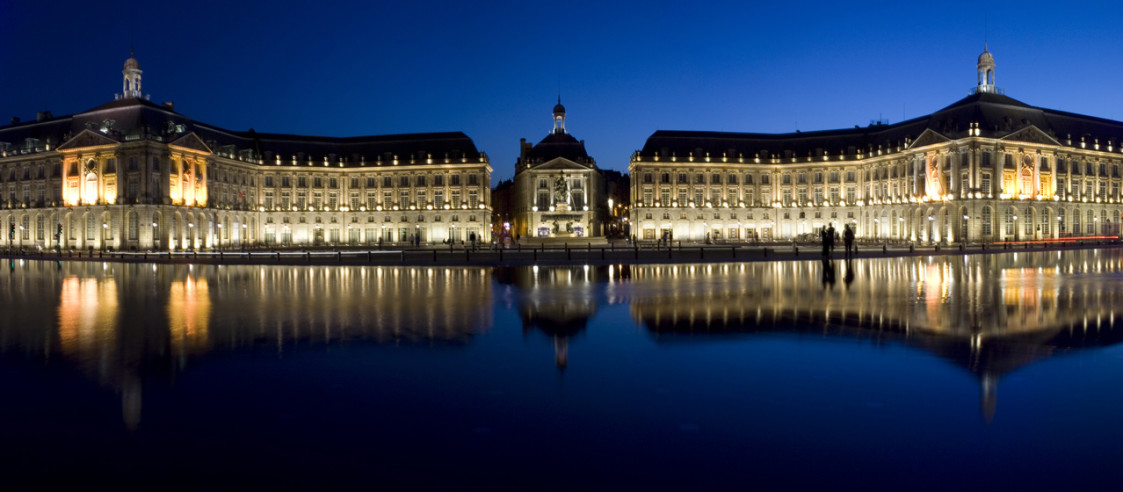 miroir eau, bordeaux, photo nuit