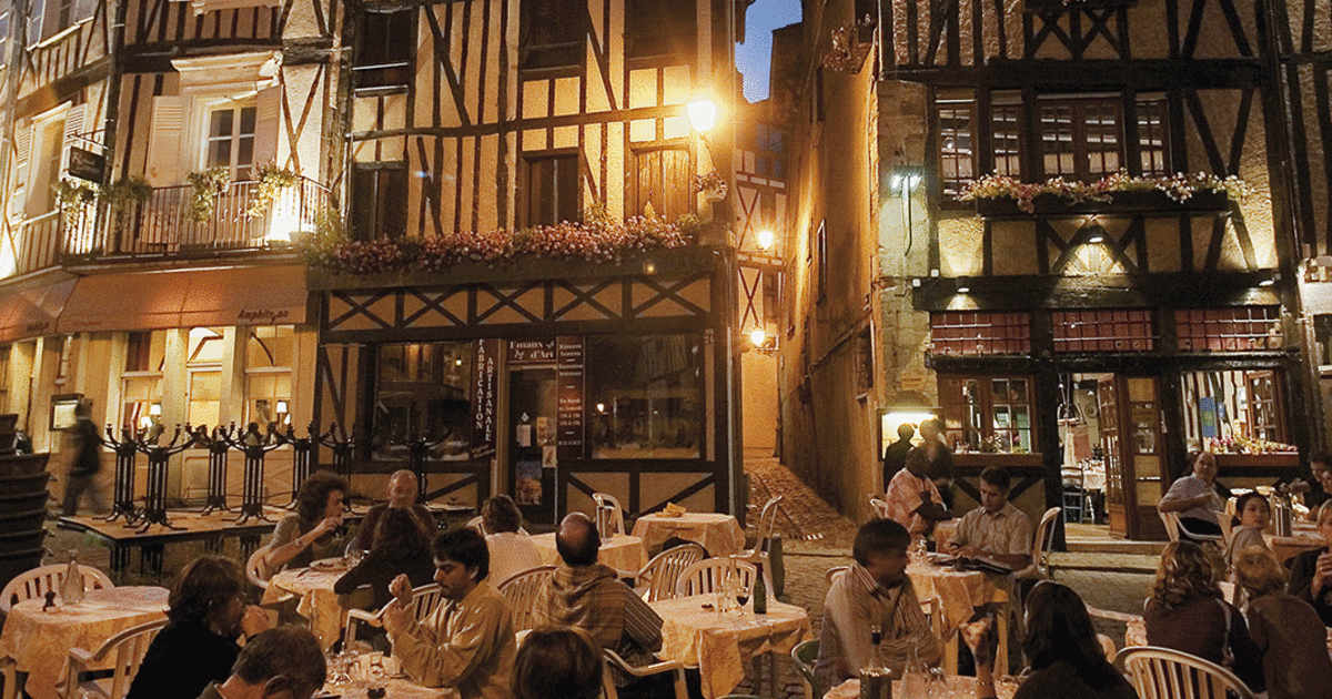 La Frairie des Petits Ventres, fête gourmande typique de Limoges.