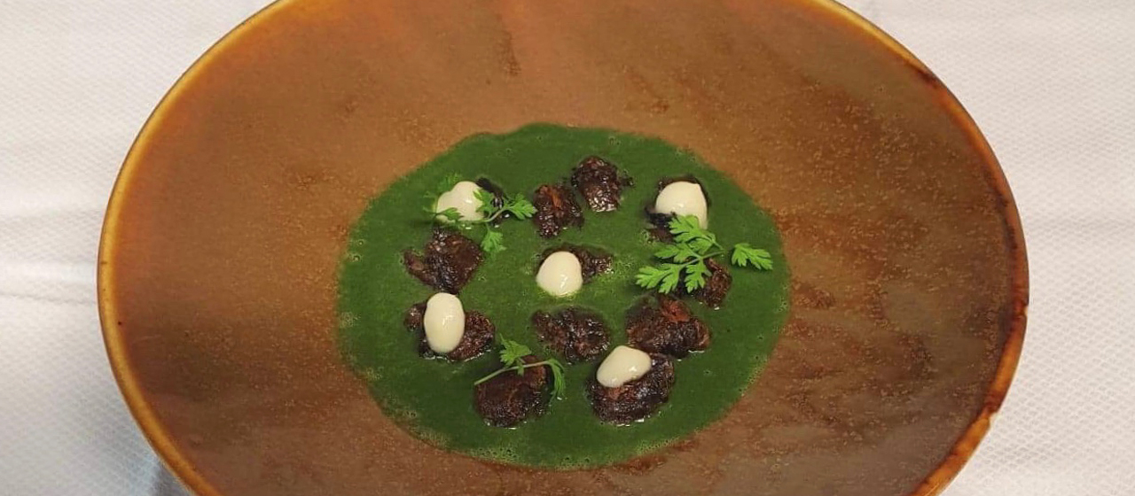 Le Bouillon D Escargots Aux Orties Sauvages