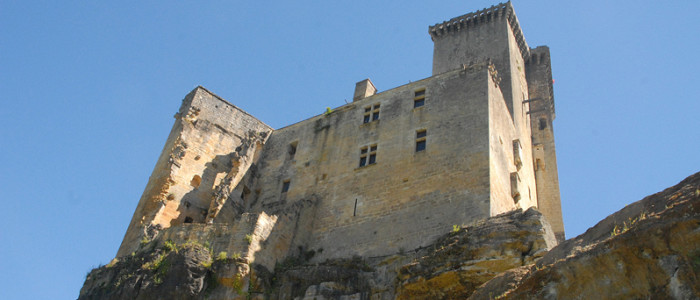 Façade Château de Commarque