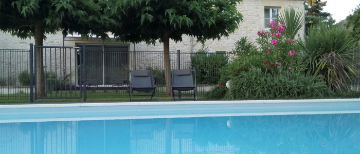 La Gravière - Chambres d'hôtes Médoc - la piscine de la maison d'hôtes