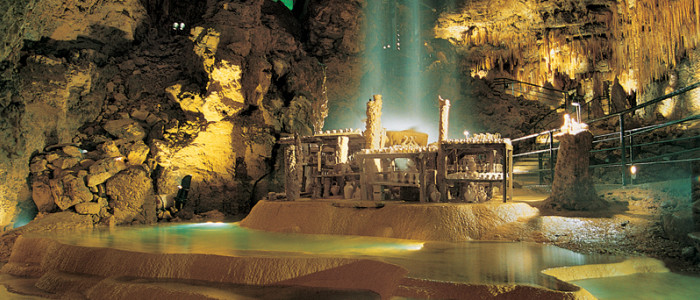 Gouffre de Proumeyssac, forêt de stalactites