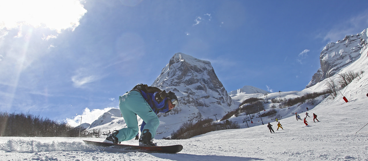 Dévalez les pentes de la station de ski de Gourette