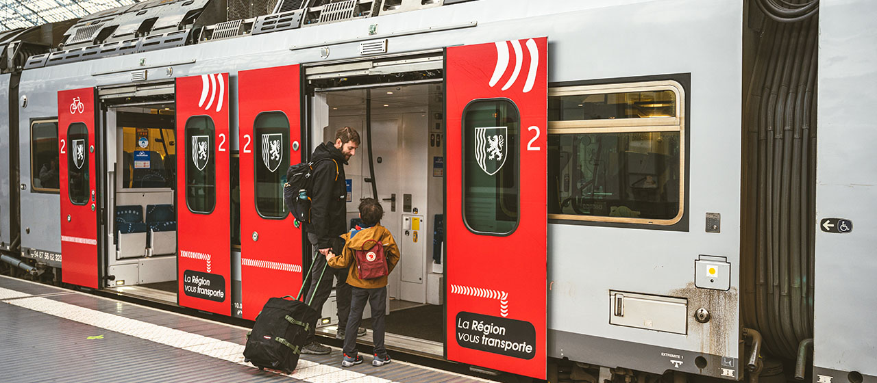 Voyage en train sur le réseau TER Nouvelle-Aquitaine