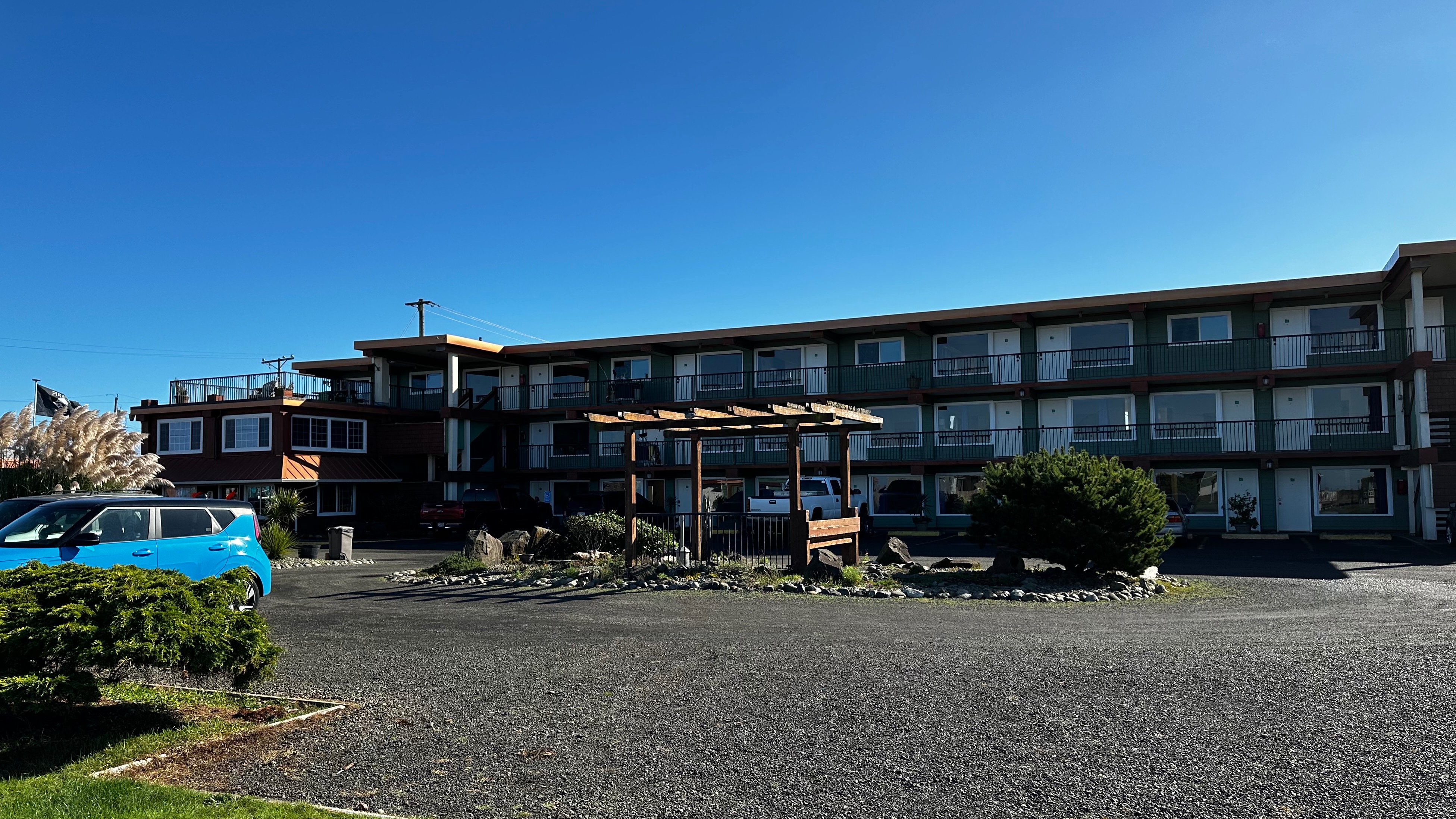 The Westport Inn & Cabins Hotel