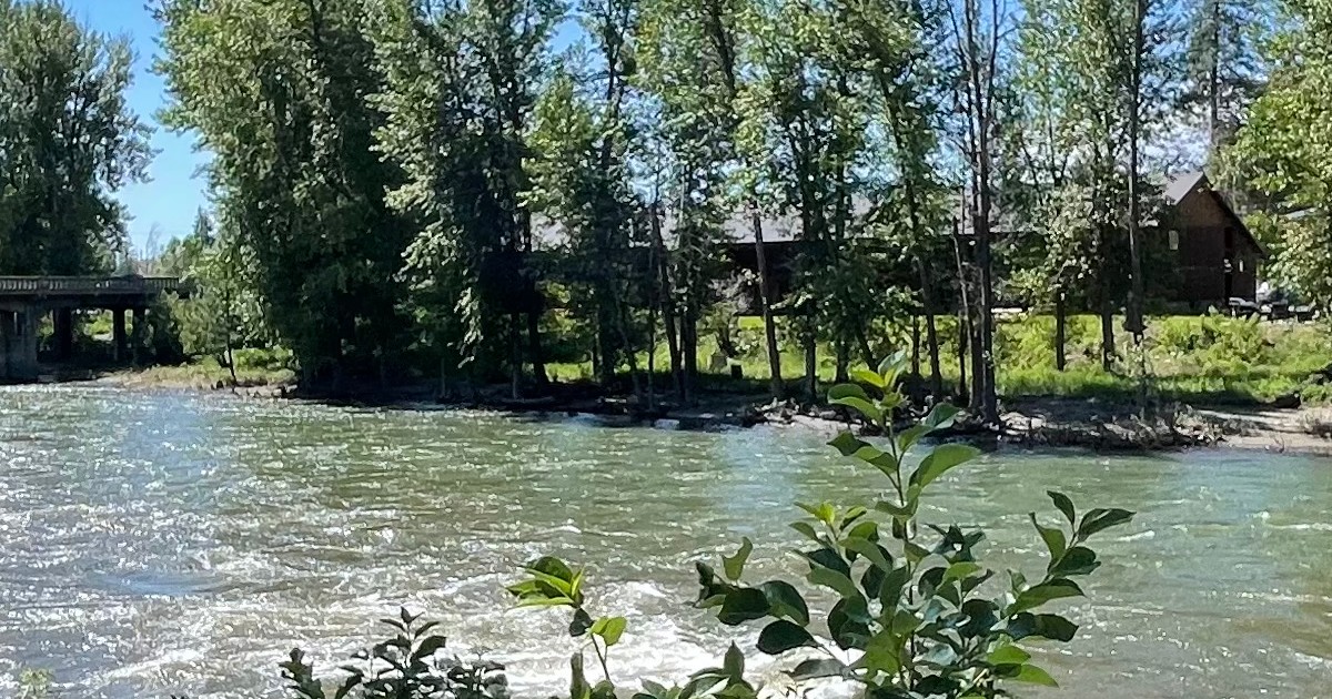 methowriverlodge.com logo