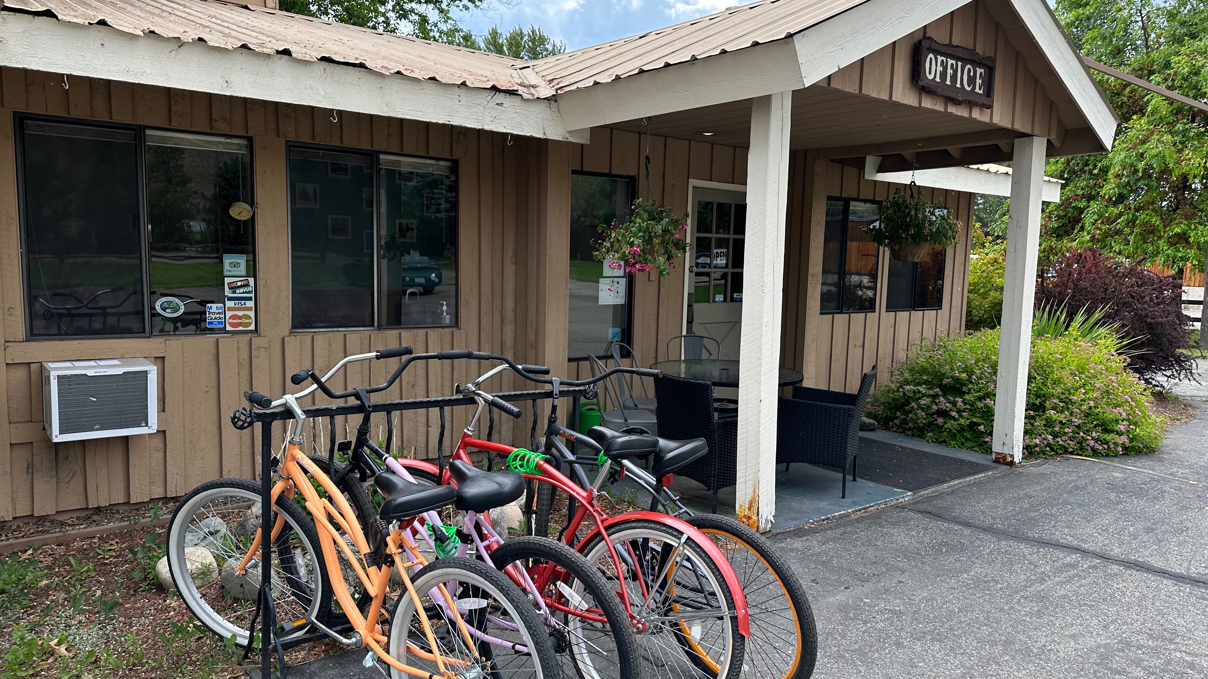 The Winthrop Inn Hotel