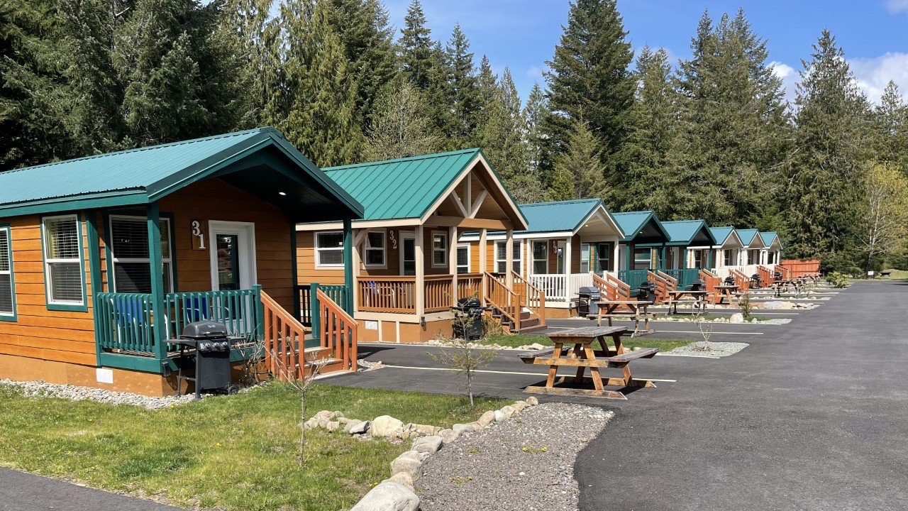 The Packwood Lodge & Cabins Hotel