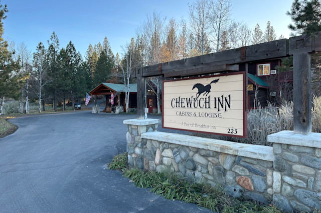 The Chewuch Inn and Cabins Hotel