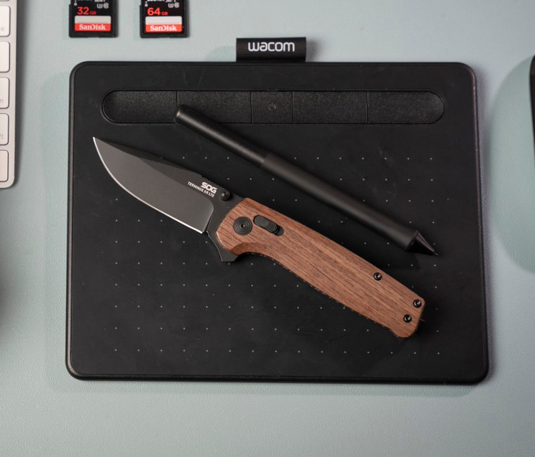 Terminus XR LTE - Walnut Handle | Daily Carry Folding Knife