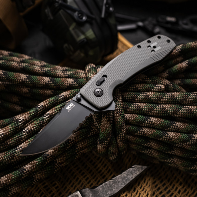 SOG-TAC XR - Wolf Gray | Professional Use Folding Knife