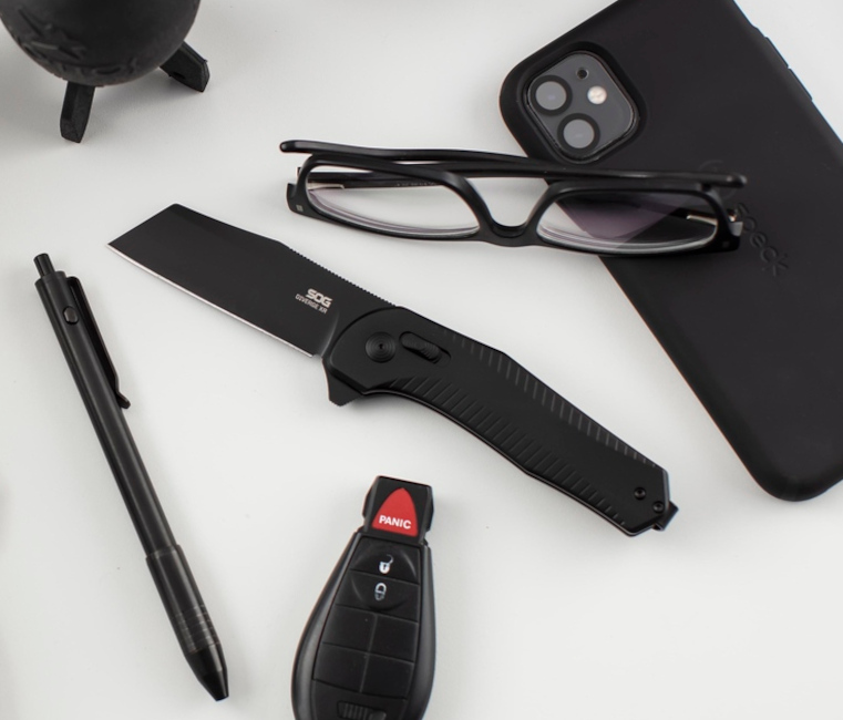 Diverge XR Sheepsfoot - Black + Black | Daily Carry Folding Knife