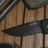 Things That Don't Suck: SOG SOG-TAC AU Compact Auto Knife - The