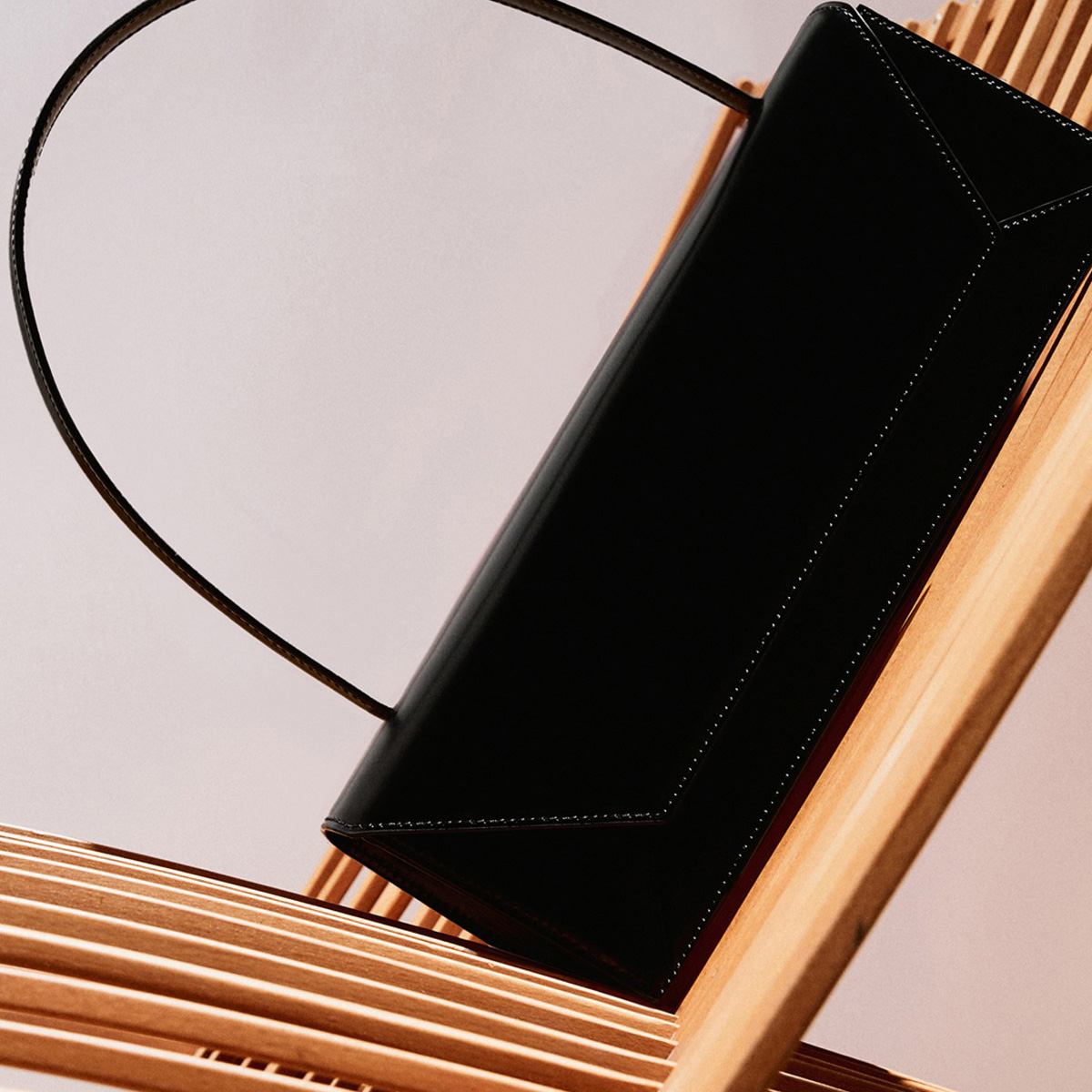 Get familiar with Recto’s Boxy Bag