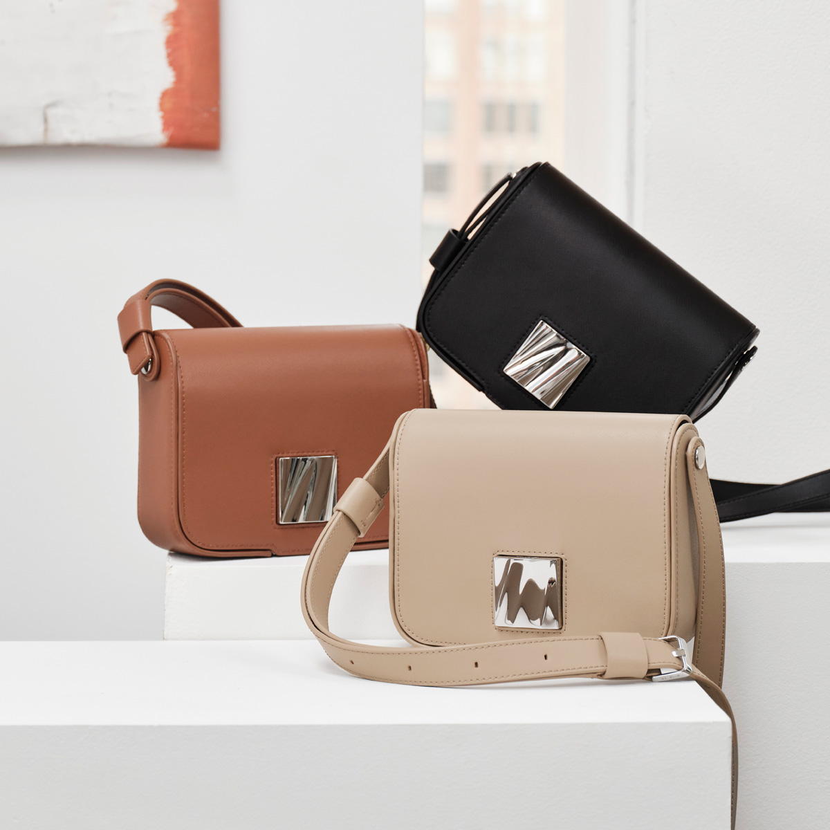 Minimalism meets function with Tumi’s Olas Shoulder Bag