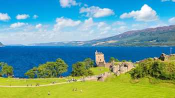 Loch Ness - Whisky Distillery - Glencoe - Scottish Highlands