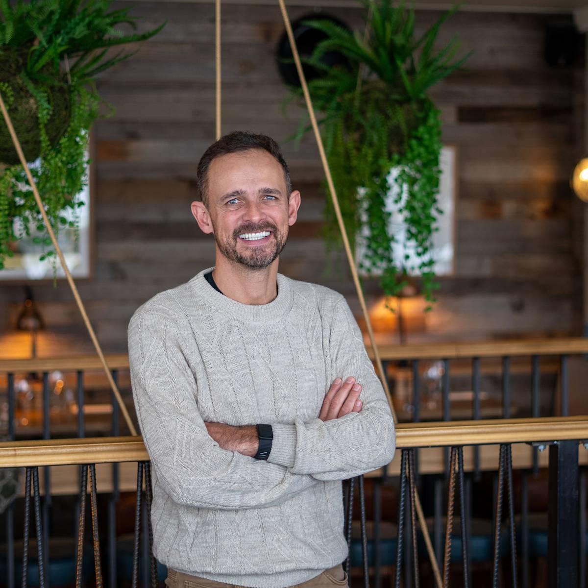 expat-explore-tour-leader-tips-travel-experts-carl