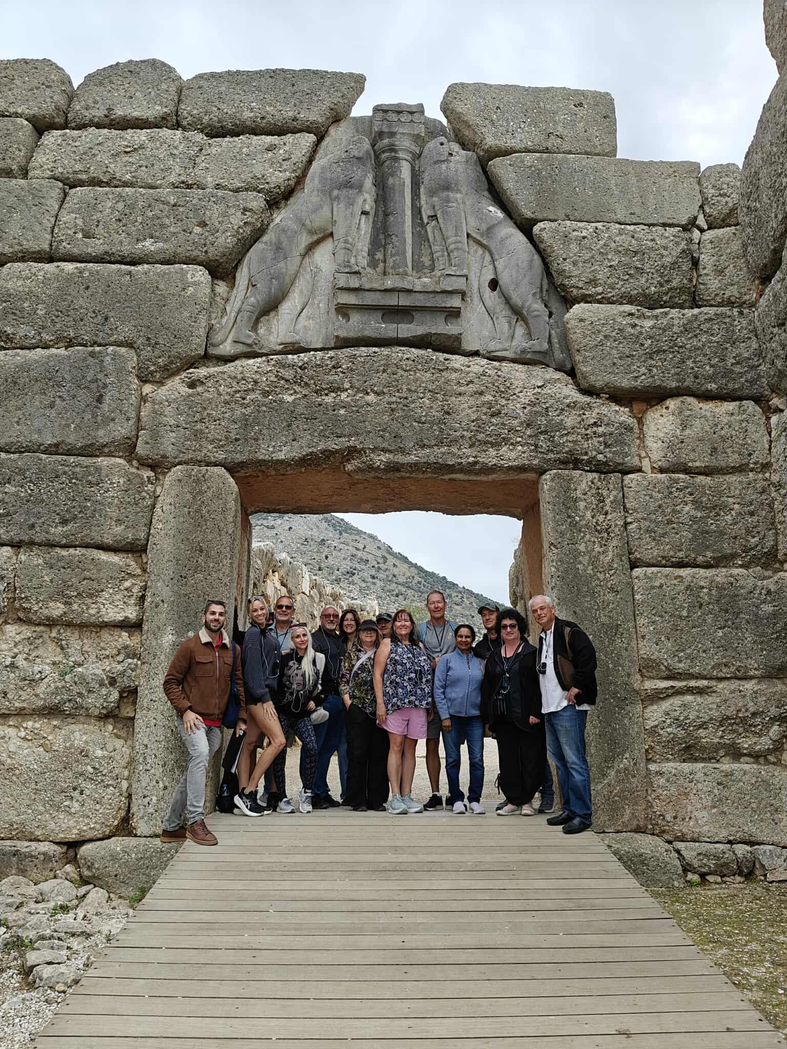 expat-explore-tour-leader-tips-travel-experts-dimos-greece (1)