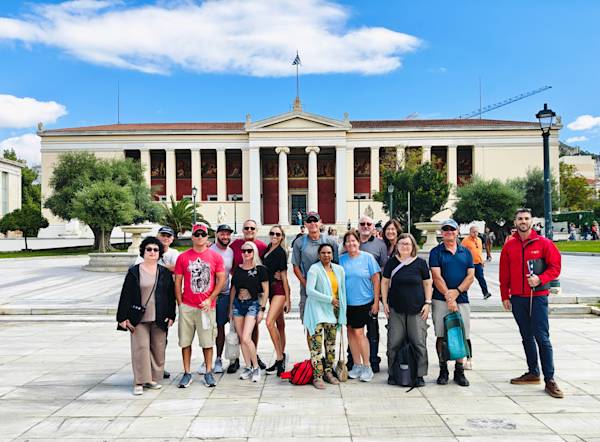 Dimos on tour