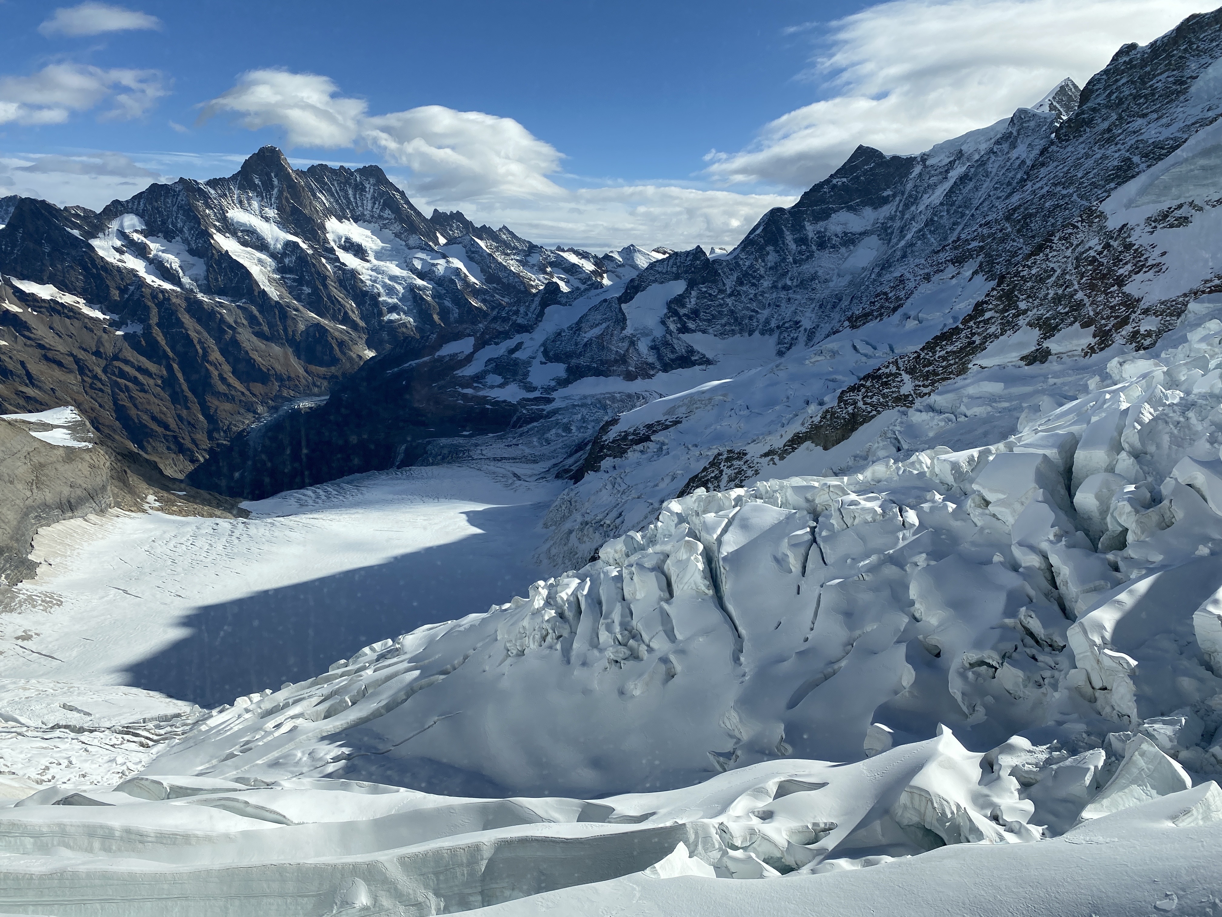 expat-explore-travelindepression-jungfrau-glacier