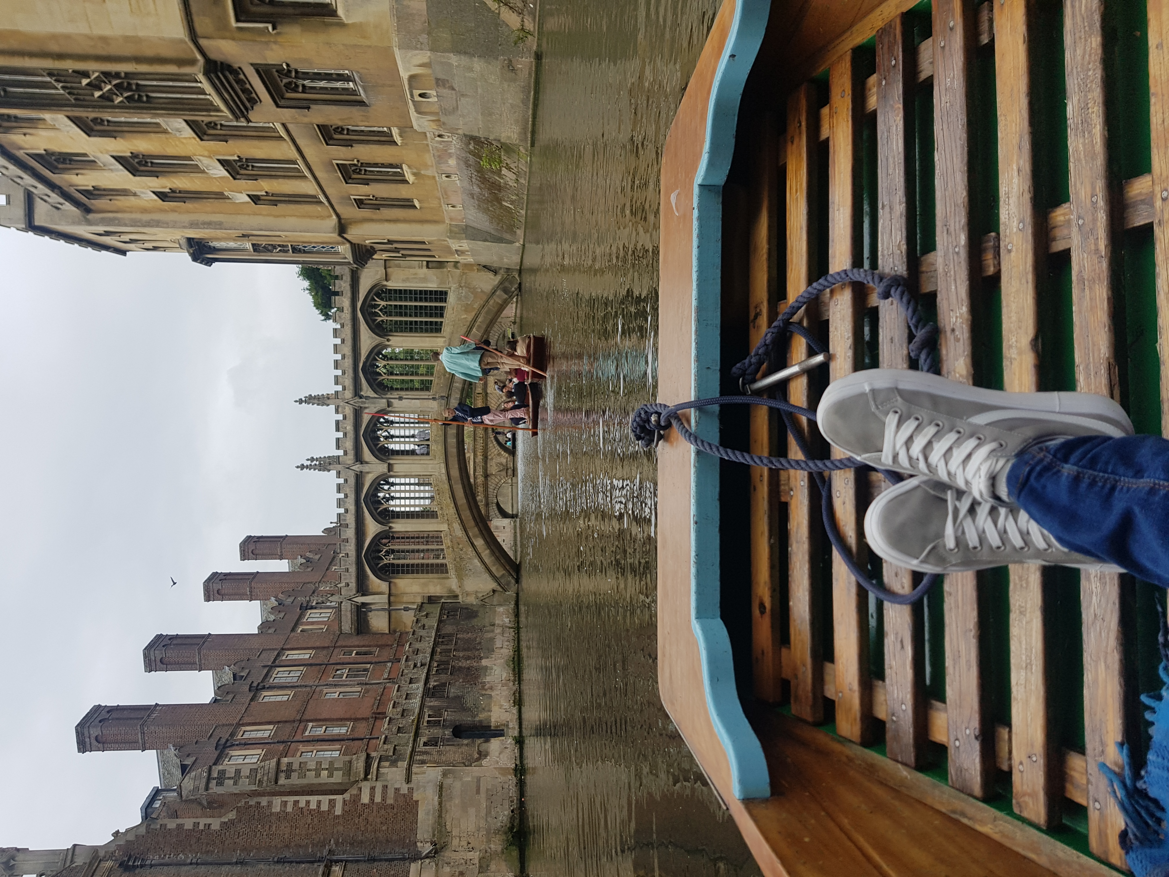 expat-explore-tour-leader-laura-camebridge