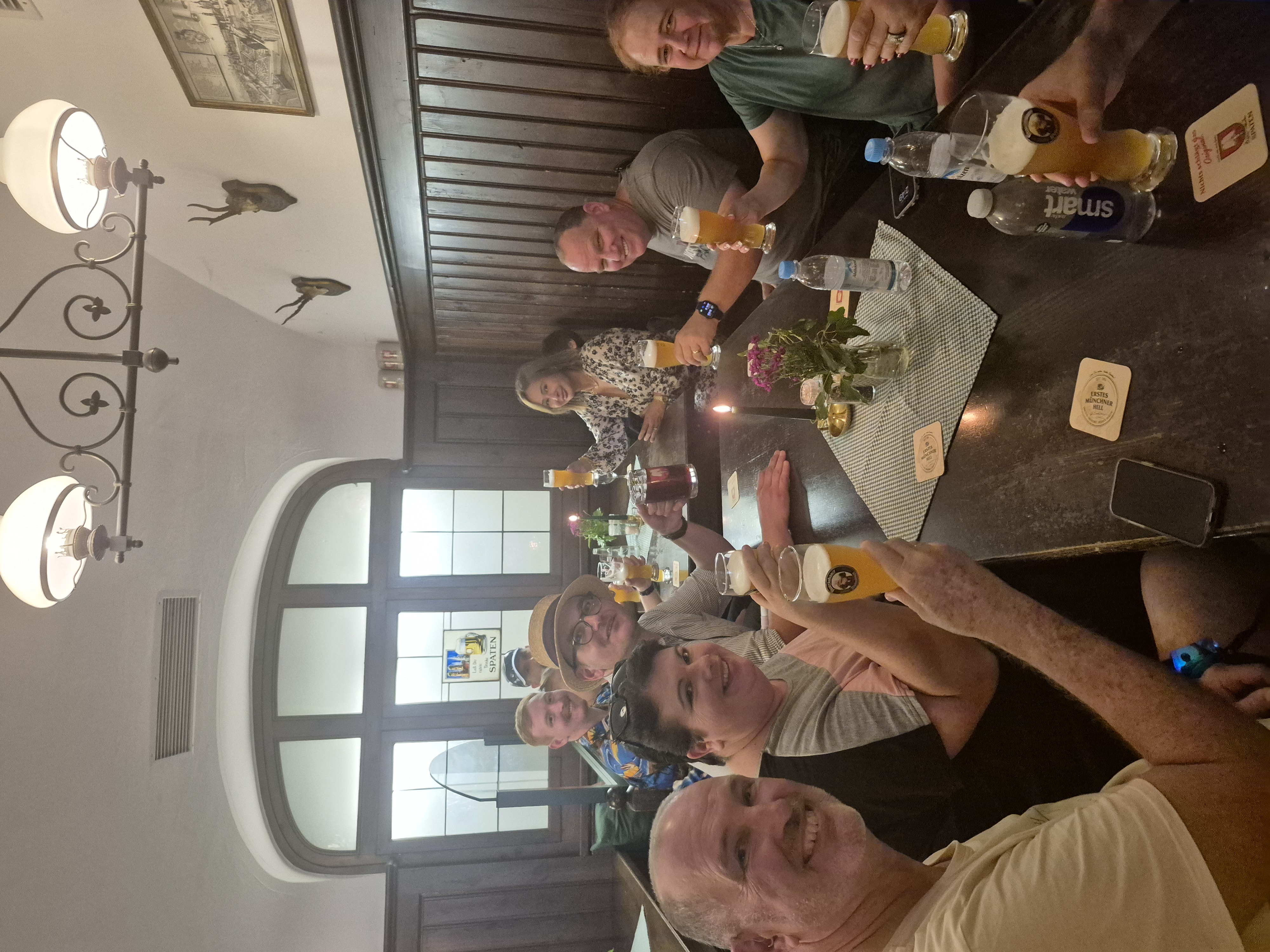 expat-explore-tour-leader-kinga-munich-beer-hall