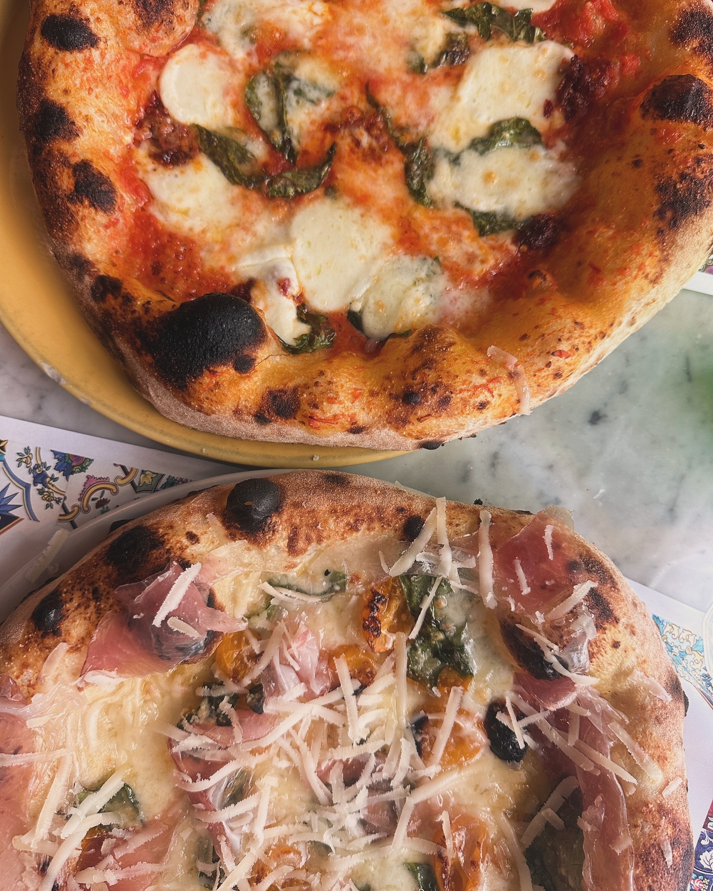 romeingwithsteph-stephanie-weber-tour-leader-travel-tips-pizza